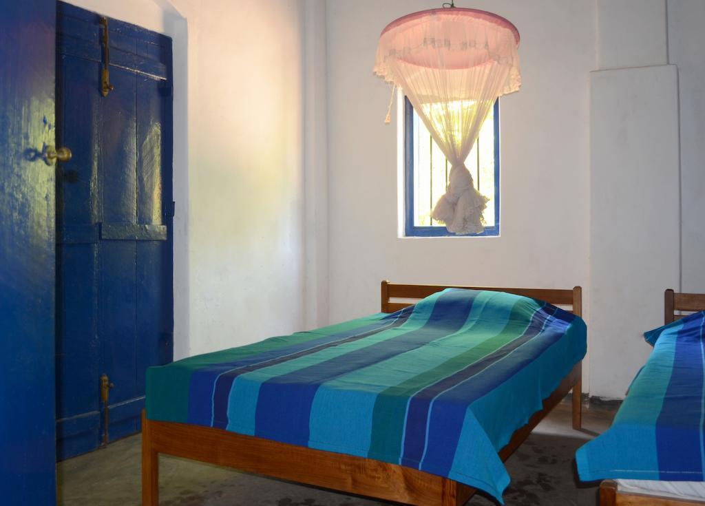15Lmd Villa In Front Of The Lagoon Batticaloa Kamer foto