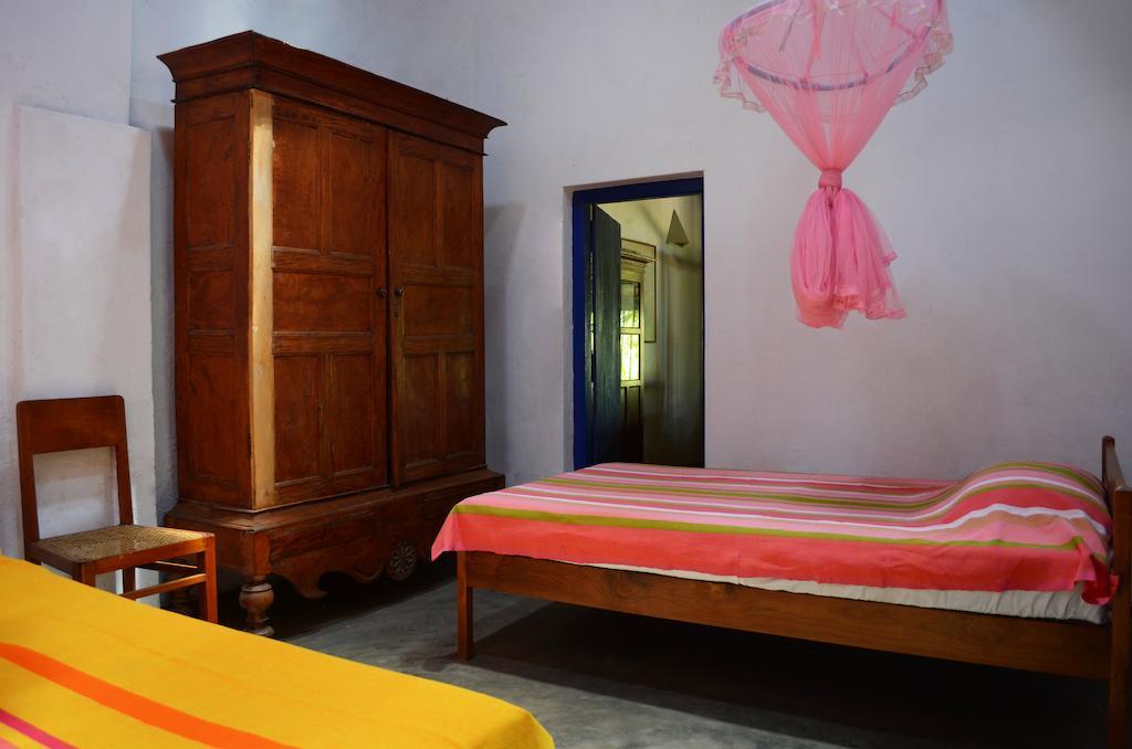 15Lmd Villa In Front Of The Lagoon Batticaloa Kamer foto