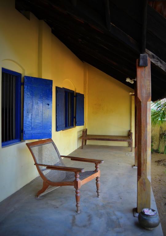 15Lmd Villa In Front Of The Lagoon Batticaloa Kamer foto